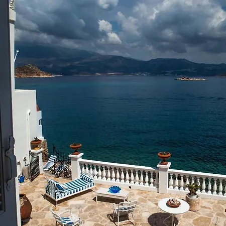 Vila The Admiral's House Kastellorizo Meyísti
