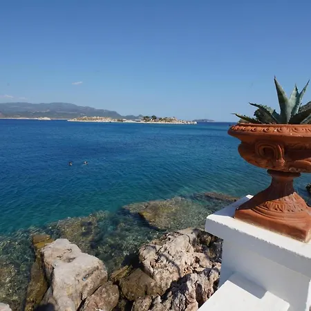 The Admiral's House Kastellorizo 迈伊斯蒂